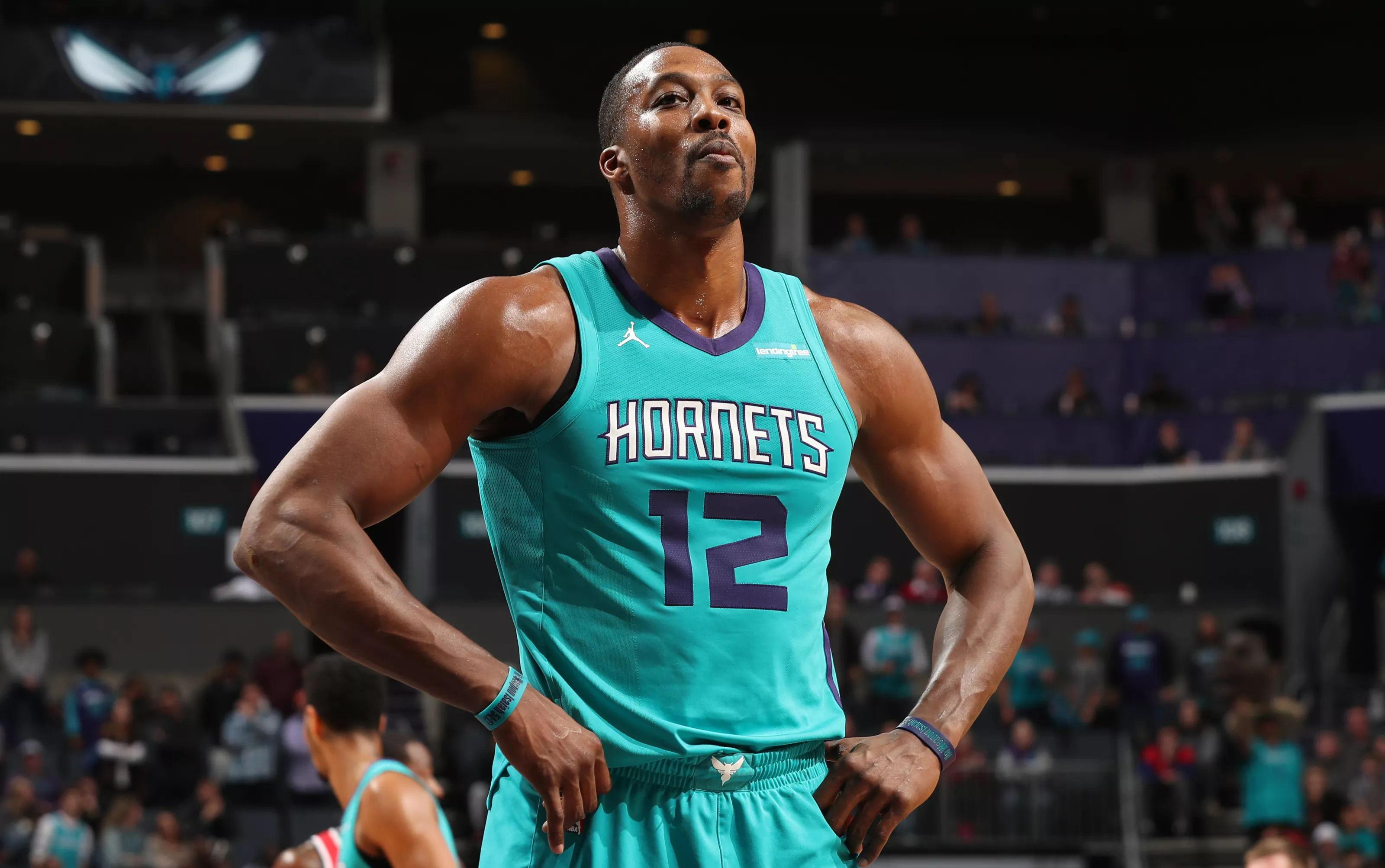 伦纳德以80%真实命中率砍40+5+5，保罗后队史第二人（伦纳德以80%真命中率砍下40+5+5，成队史继保罗后第二人）