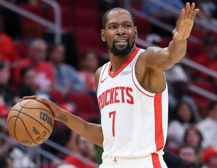 到期合同，2760万！史蒂文斯要行动，3换1方案出炉，季后赛稳了（2760万到期合同在手，史蒂文斯酝酿操作，3换1提案出炉，季后赛无忧）