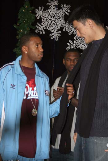 上赛季西甲最佳射手，姆巴佩领取皮奇奇奖（姆巴佩获颁皮奇奇奖，荣膺上赛季西甲射手王）