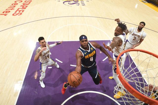 WTT总决赛：王楚钦／孙颖莎3-0横扫松岛辉空／张本美和晋级决赛（WTT总决赛：王楚钦／孙颖莎3-0完胜松岛辉空／张本美和挺进决赛）