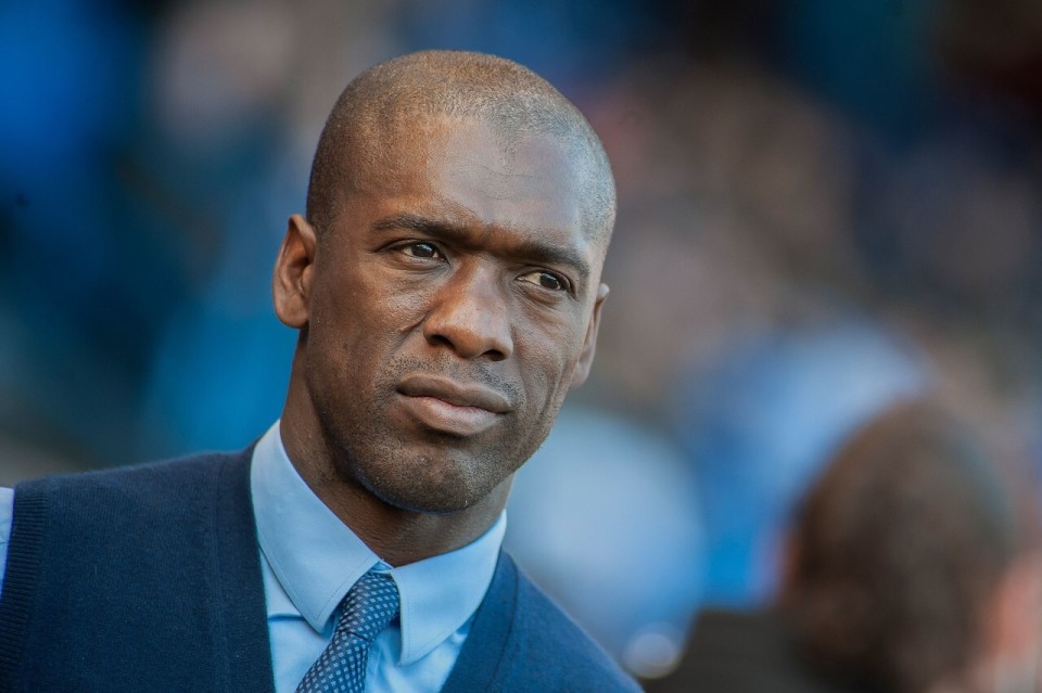 2025新赛季皇马客场球衣 ，满满科技老钱风的感觉（皇马2025赛季客场球衣：科技感与老钱气质拉满）