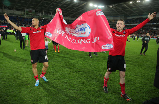 自然年为五大联赛球队+法国队进球60+，姆巴佩是近67年来首人（姆巴佩自然年为五大联赛俱乐部与法国队攻入60球以上，创近67年首例）