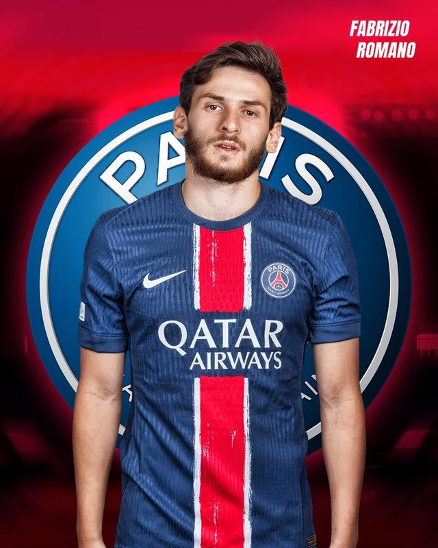 霍伊伦：我喜欢压迫和背对球门；进球美妙但功劳要和球队分享（霍伊伦：偏爱高位逼抢与背身拿球，进球虽美也要把功劳分给全队）