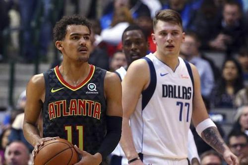 拜仁豪门底蕴再度展现（拜仁再显豪门风范）